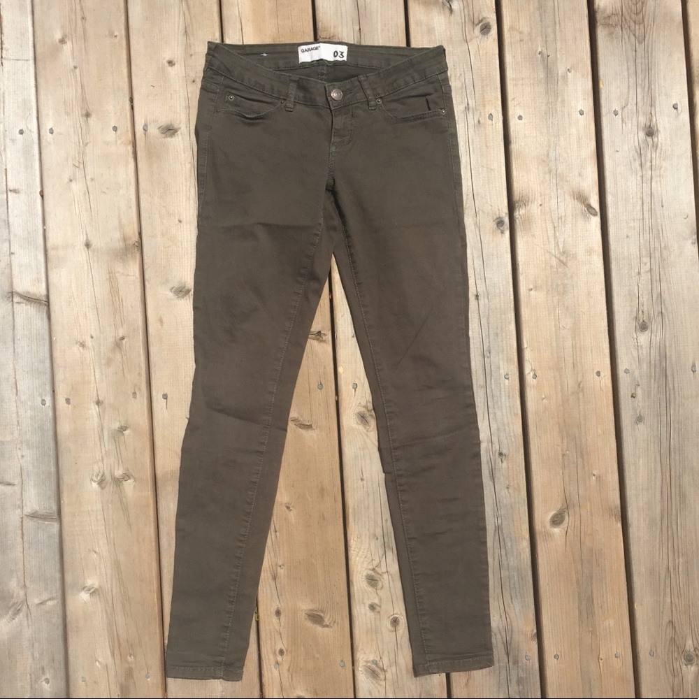 Low Rise Garage Jeans